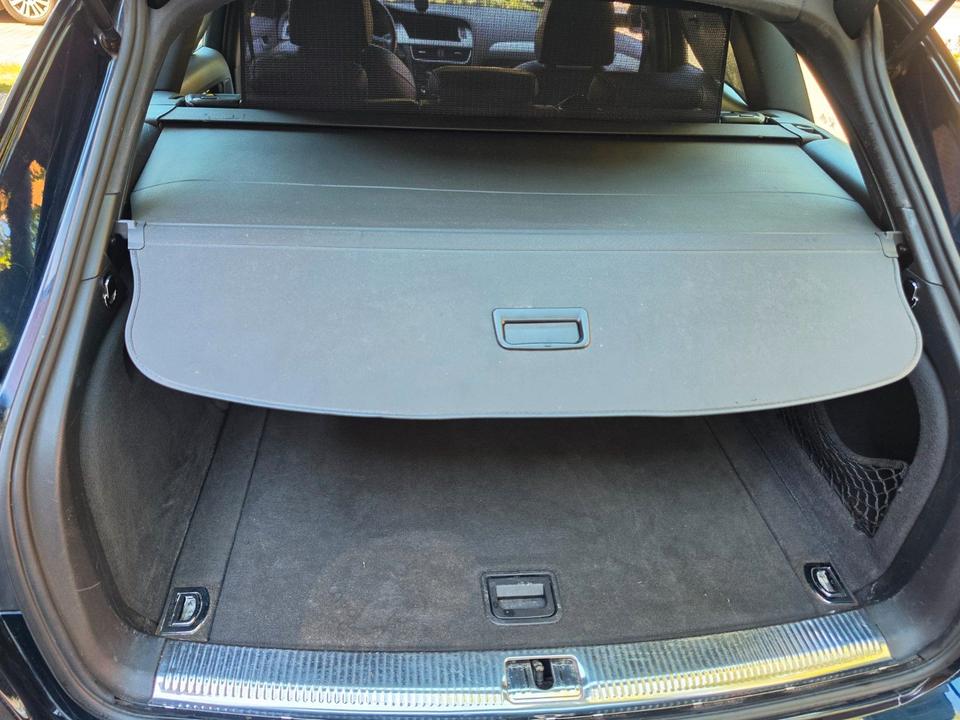 Audi A4 2010 — photo 12