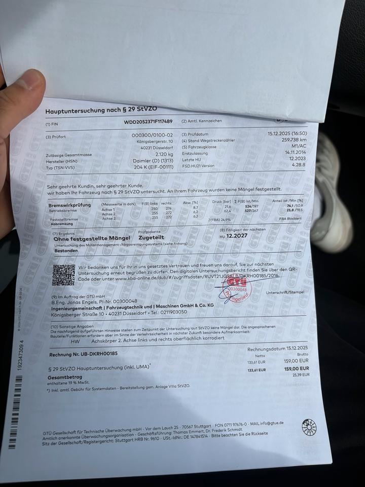 Mercedes Benz C 200 2014 — photo 16