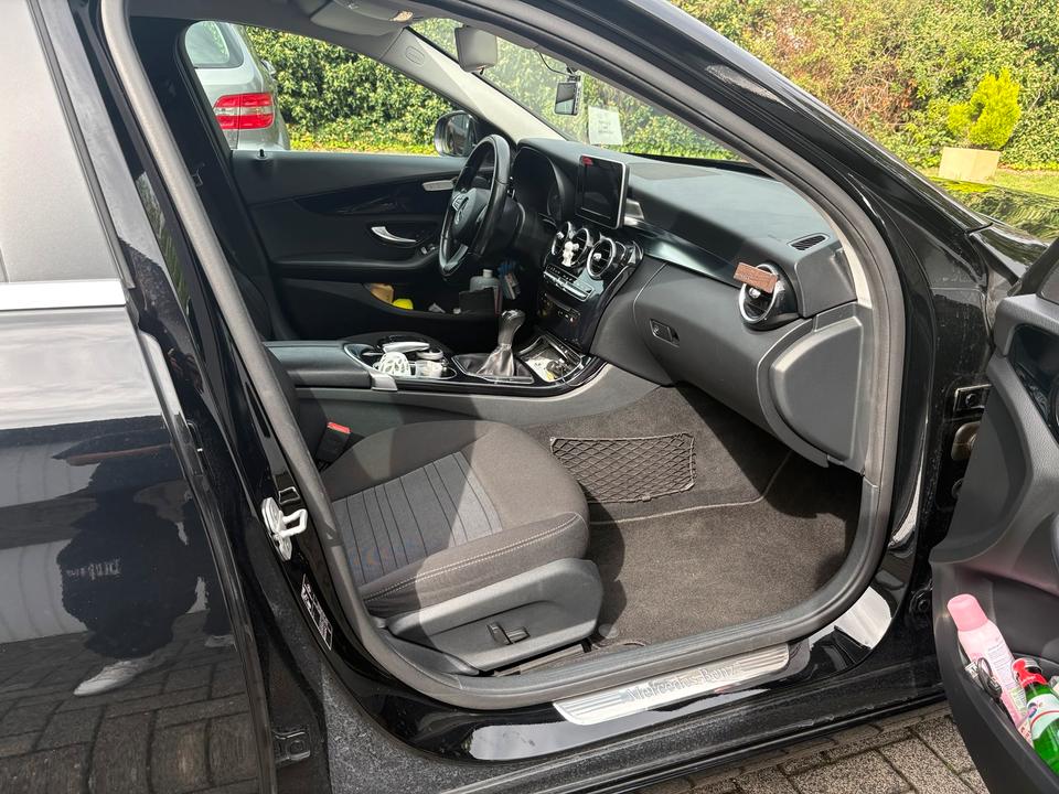 Mercedes Benz C 200 2014 — photo 8