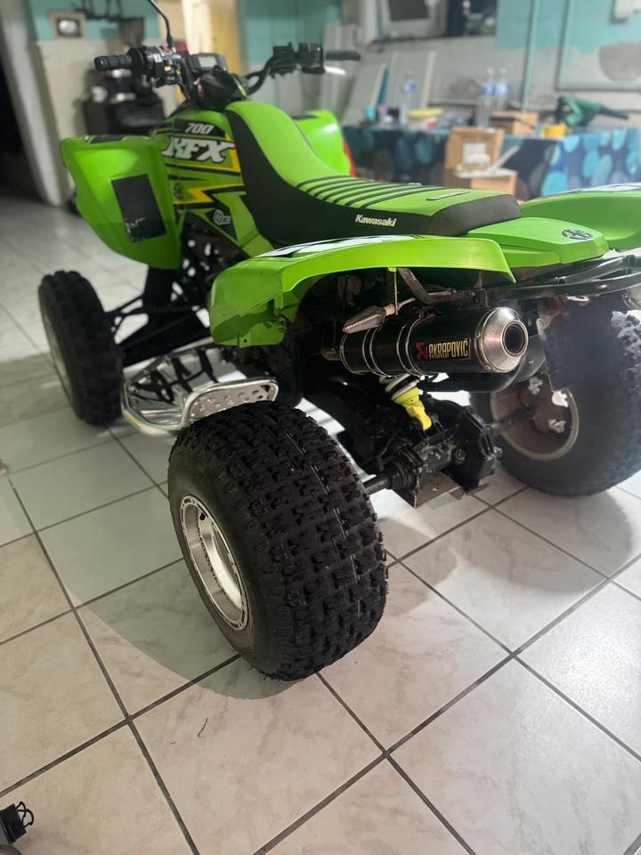 Kawasaki Gelöscht • KFX 700 2008 — салон