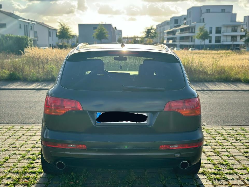 Audi Q7 2009 — photo 7