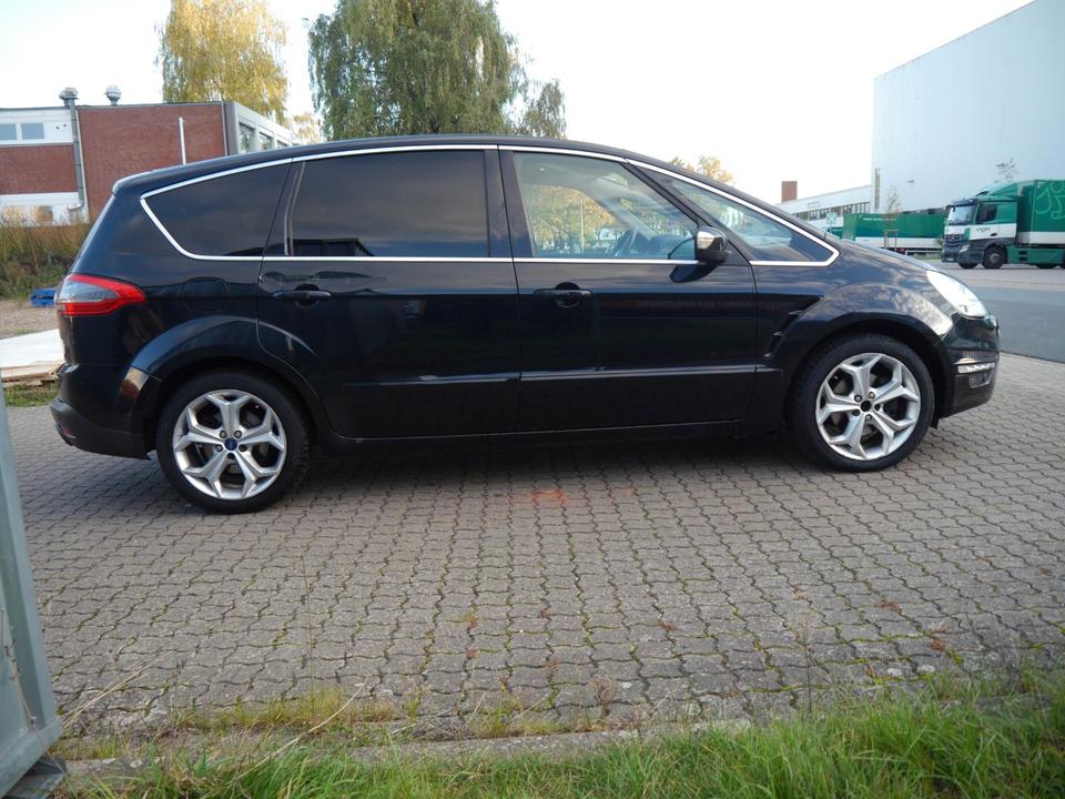 Ford S-Max 2011 — двигун