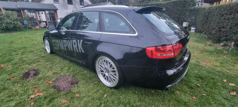 Audi A4 2008 — вигляд ззаду