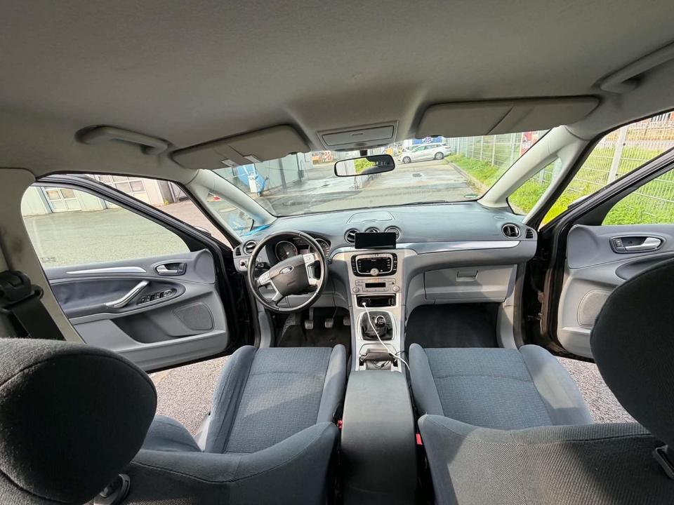 Ford S-Max 2008 — photo 8