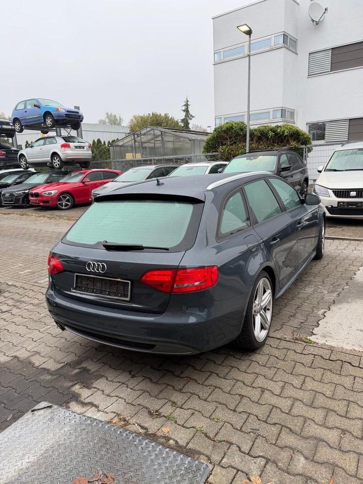 Audi A4 2010 — photo 5