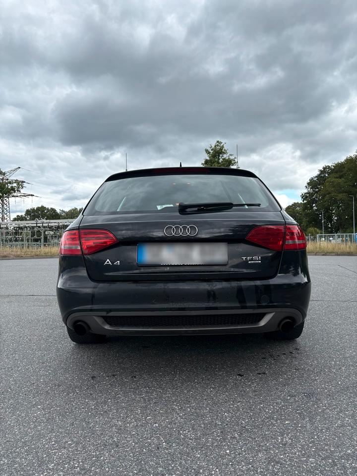 Audi A4 2010 — photo 6
