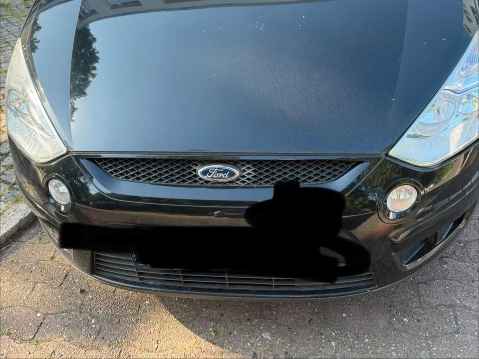 Ford S-Max 2010 — photo 7