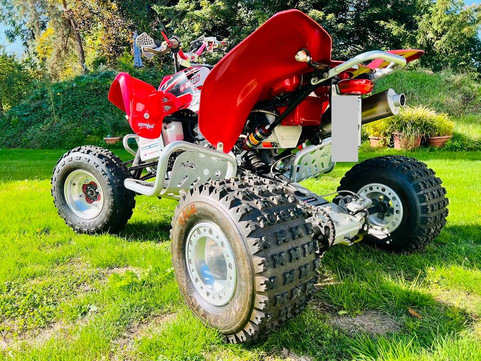 Suzuki LTZ 400 Quad mit BigBore Zylinder und ELKA Fahrwerk 2004 — салон