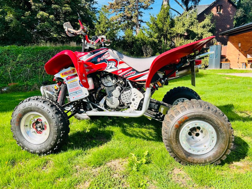 Suzuki LTZ 400 Quad mit BigBore Zylinder und ELKA Fahrwerk 2004 — двигун 440 ccm