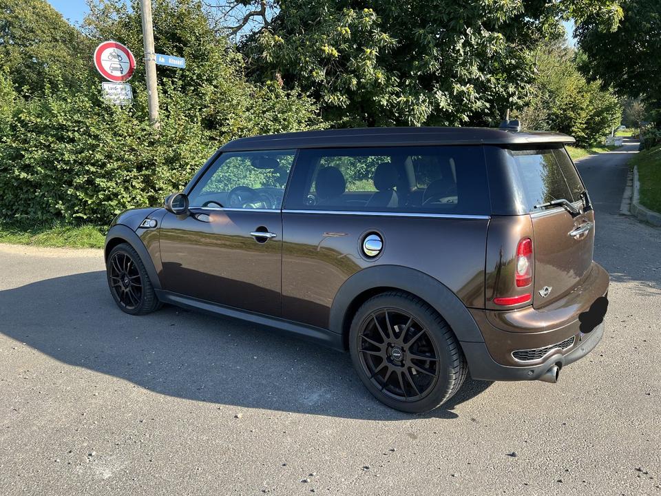 Mini Cooper S Clubman 2008 — rear view