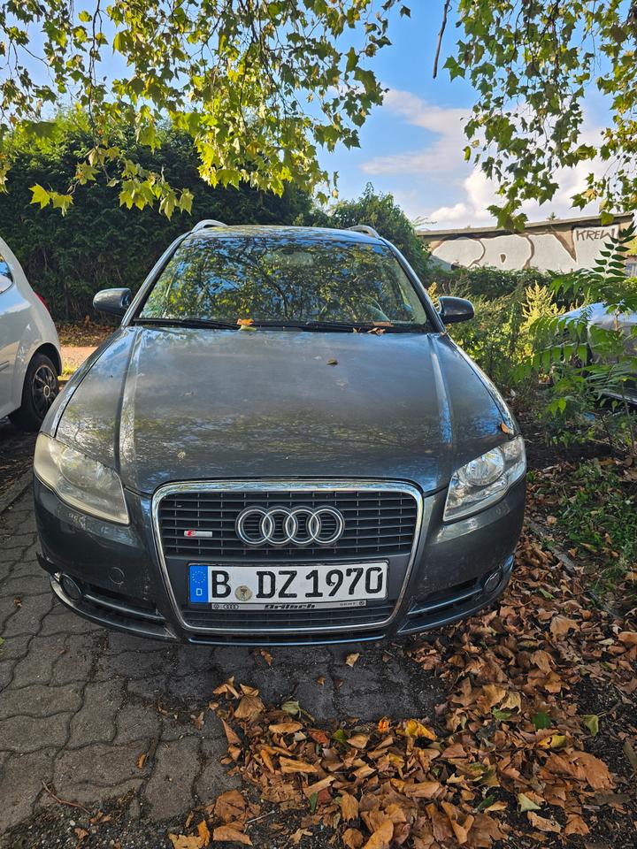 Audi A4 2007 — rear view