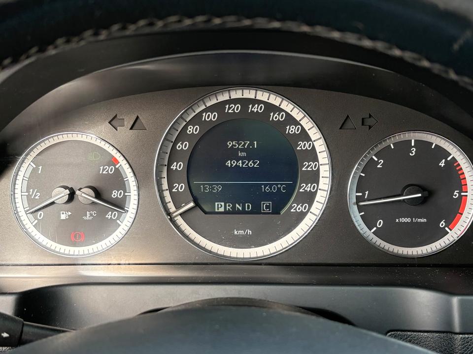 Mercedes Benz C 220 2009 — photo 13