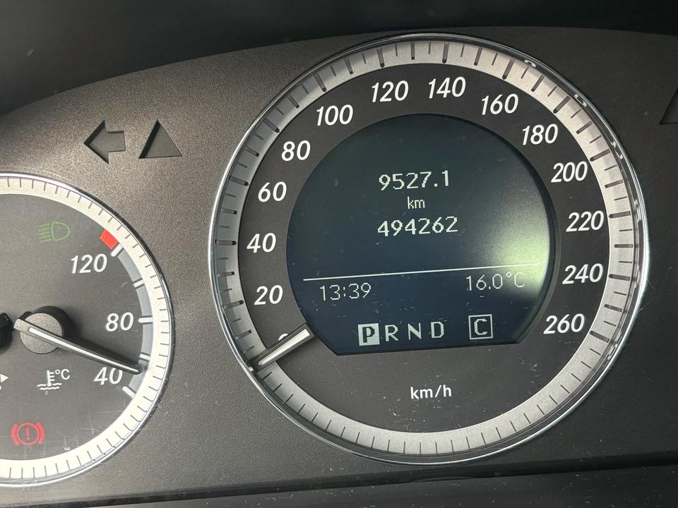 Mercedes Benz C 220 2009 — photo 14