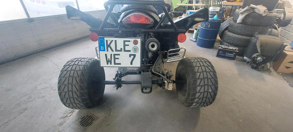 Weitere Motorräder PGO 250 Automatik Quad | Nur 1.231km | TÜV & Service NEU + Helm 2012 — interior