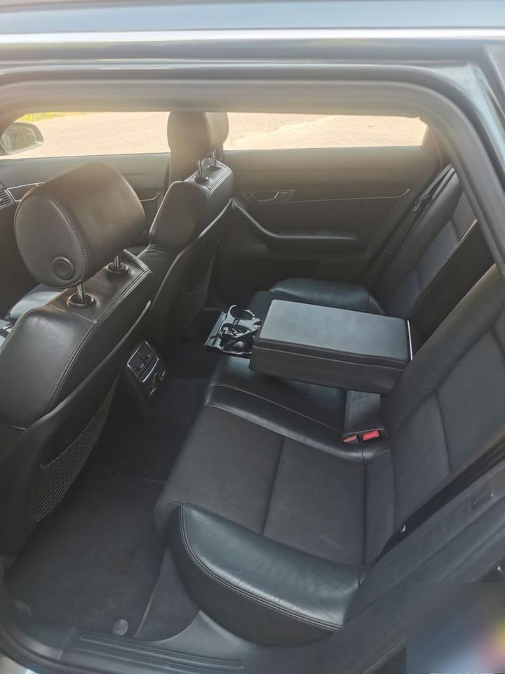 Audi A6 2005 — engine