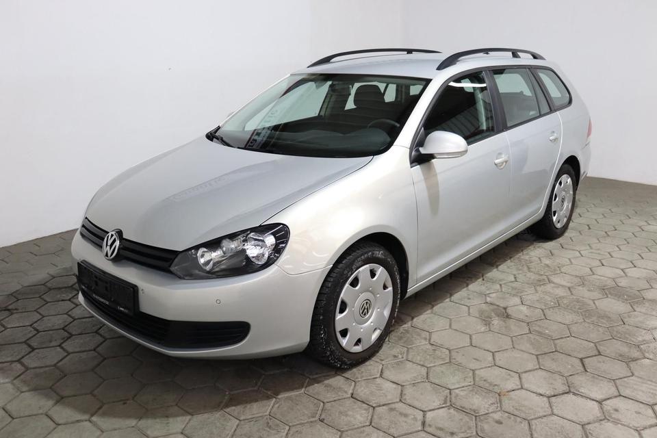 Volkswagen Weitere VW 2010 — interior