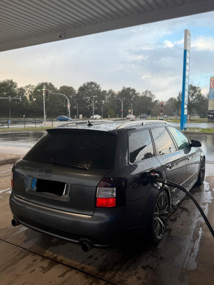 Audi A4 2004 — photo 7