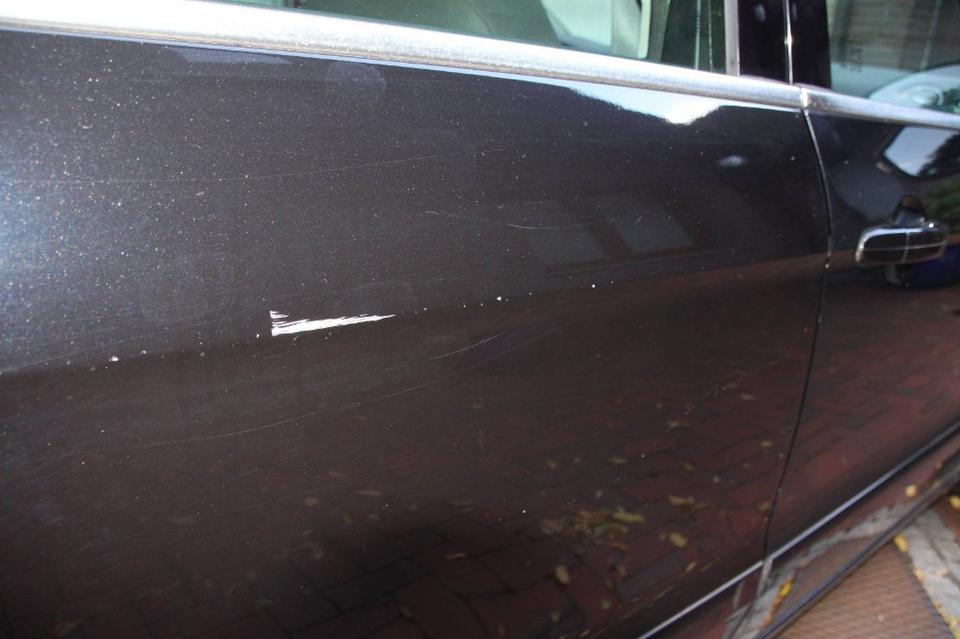 Ford S-Max 2011 — photo 13