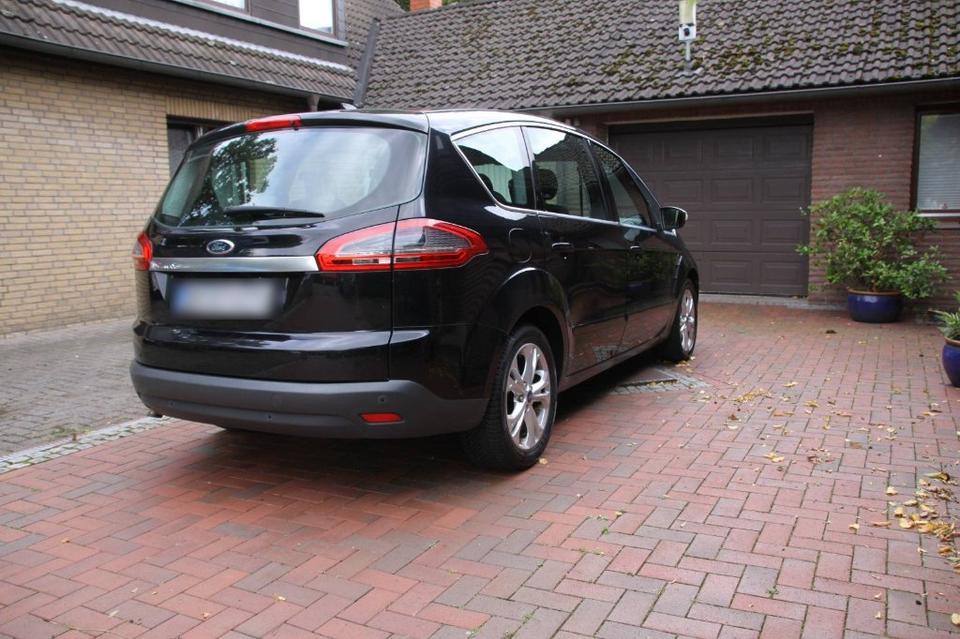 Ford S-Max 2011 — interior