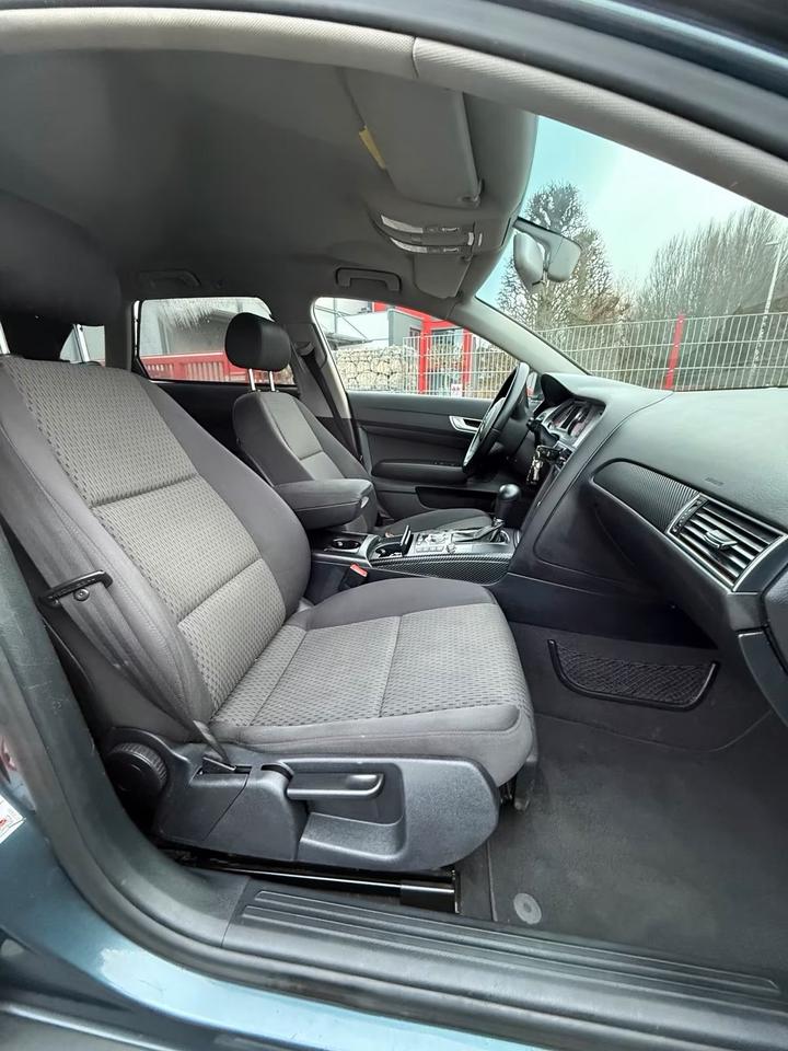 Audi A6 2011 — photo 7