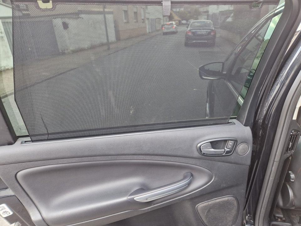 Ford S-Max 2011 — photo 14