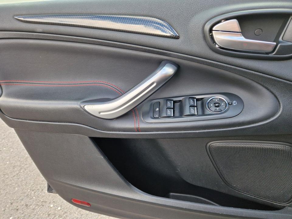 Ford S-Max 2011 — photo 23