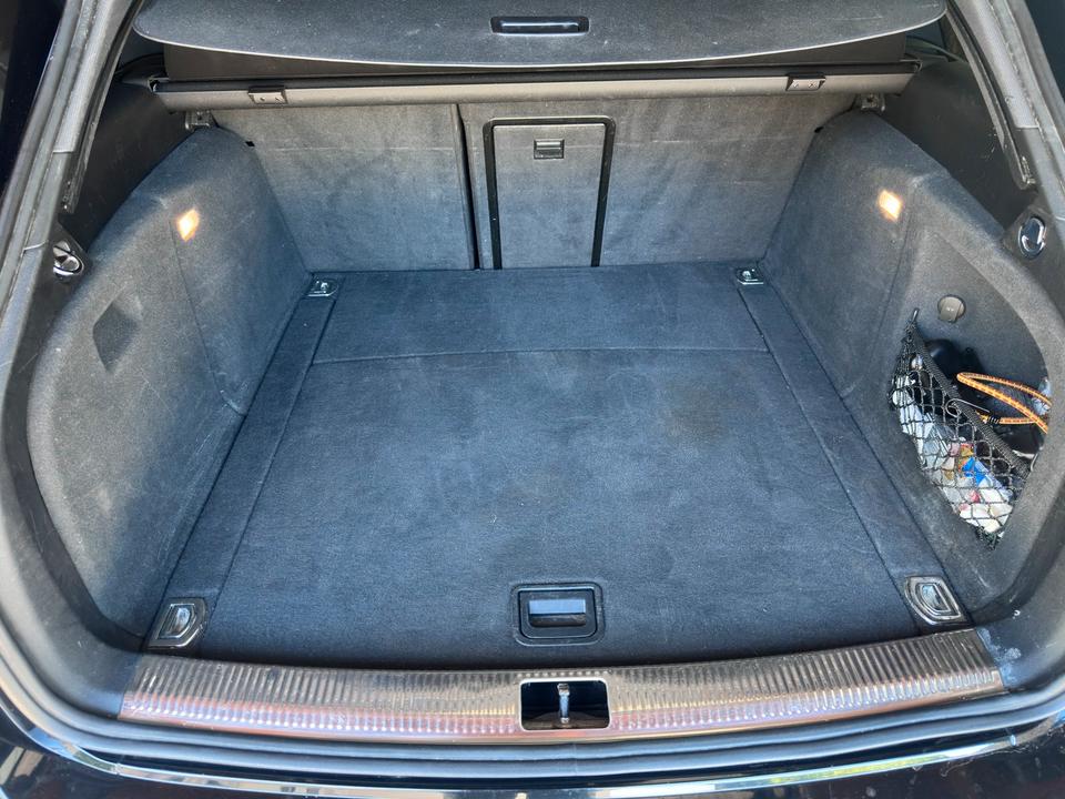 Audi A4 2011 — photo 13