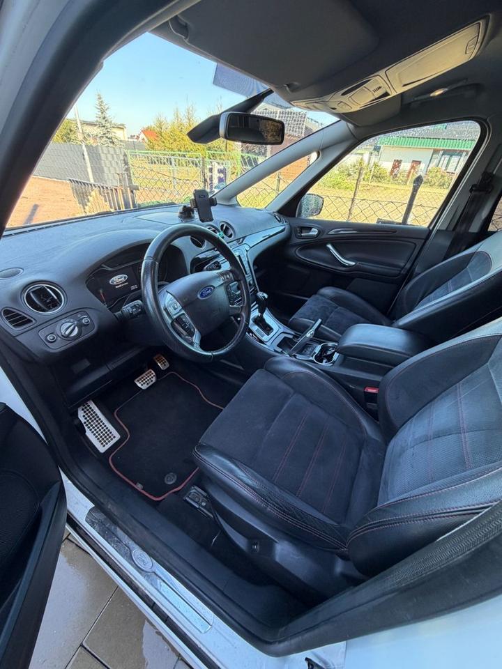 Ford S-Max 2012 — photo 7