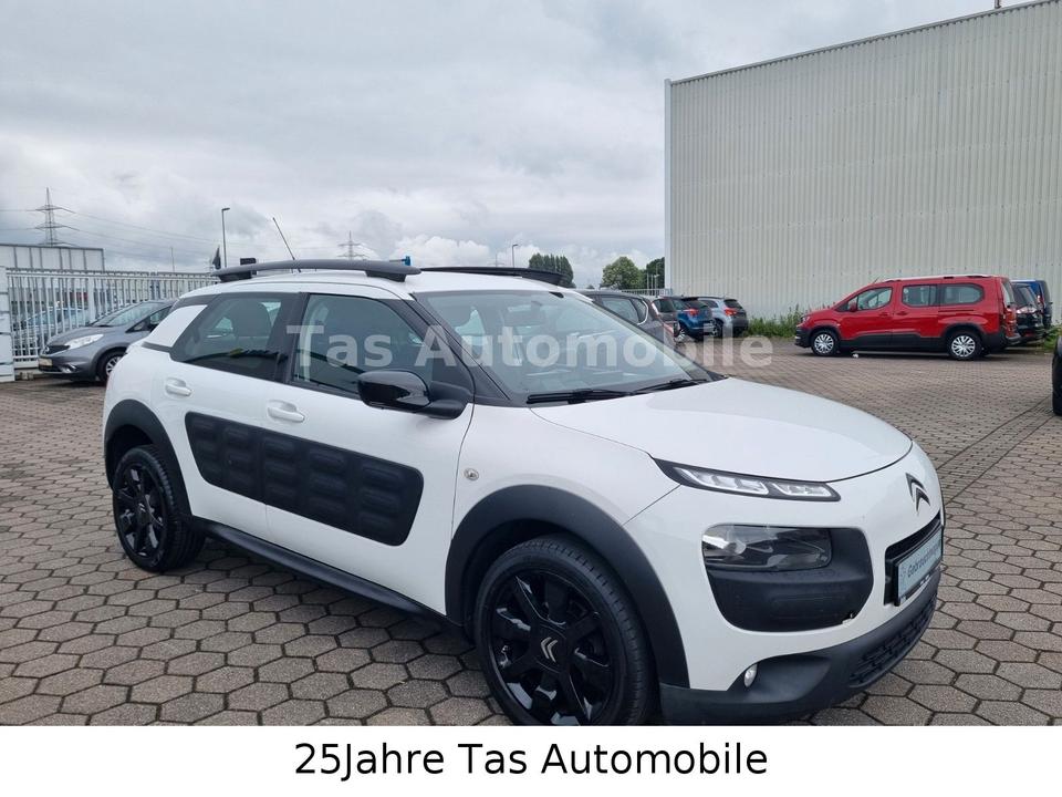 Citroen C4 Cactus 2015 — rear view