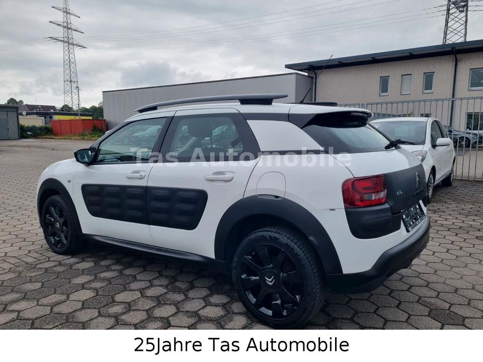 Citroen C4 Cactus 2015 — engine