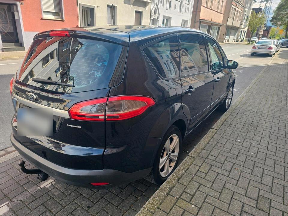 Ford S-Max 2011 — photo 5