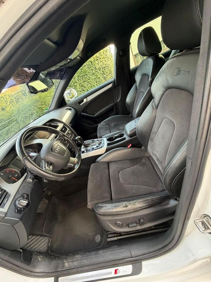 Audi A4 2011 — photo 5