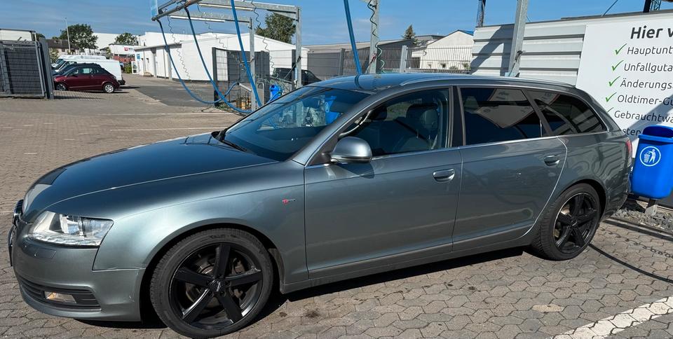 Audi A6 2011 — engine