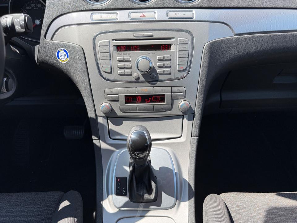 Ford S-Max 2008 — photo 8