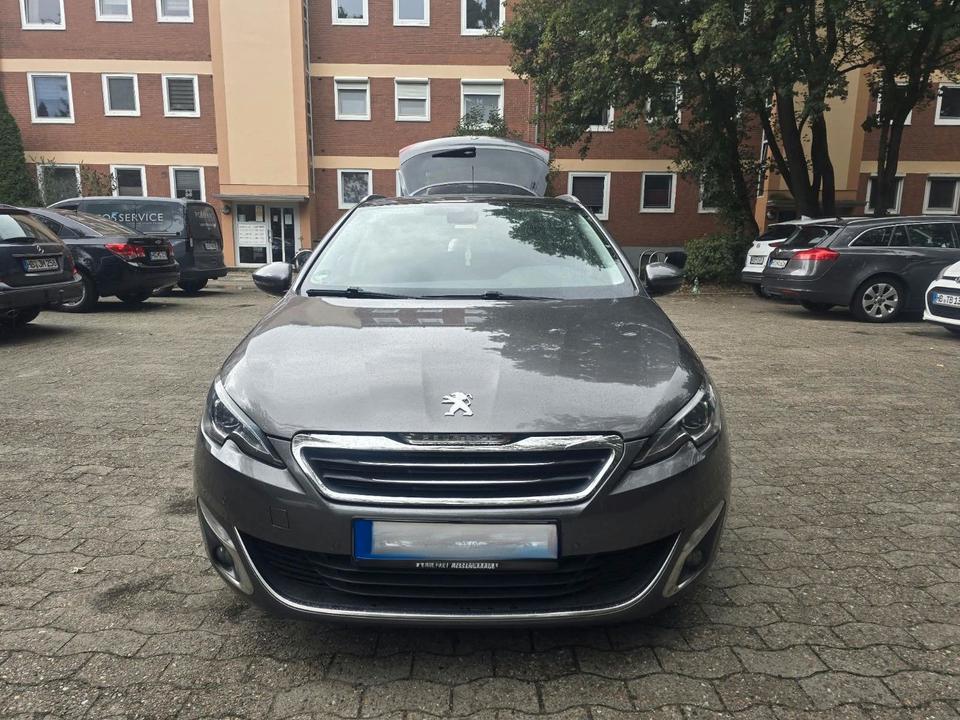 Peugeot 308, 2015
