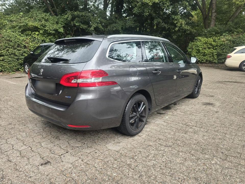Peugeot 308 2015 — photo 5