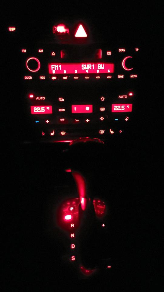Audi A4 2004 — photo 6