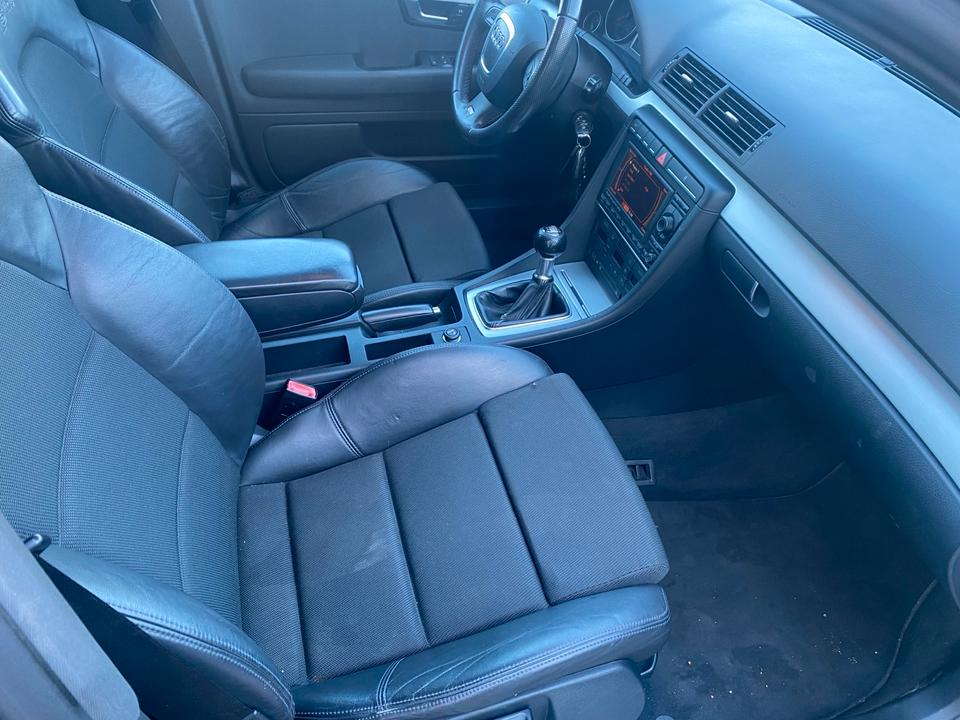 Audi A4 2007 — photo 13