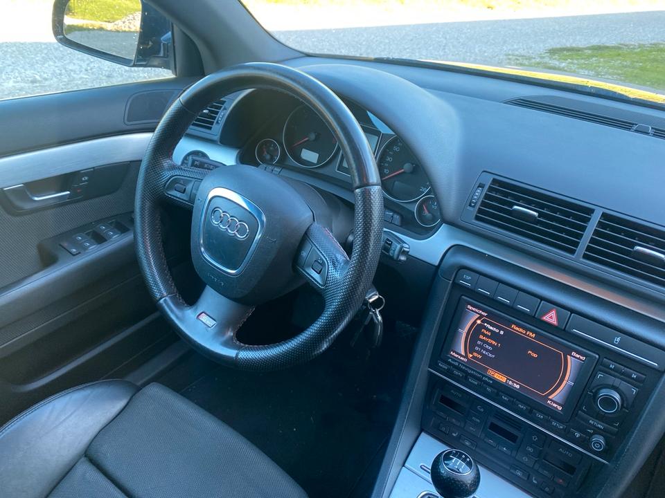 Audi A4 2007 — photo 16