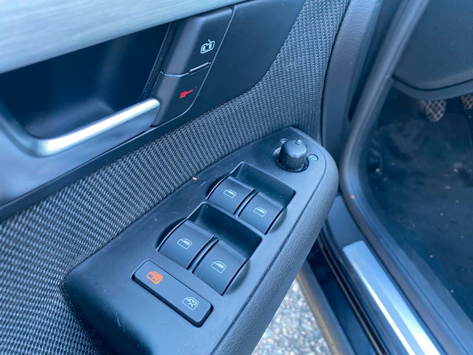 Audi A4 2007 — photo 17