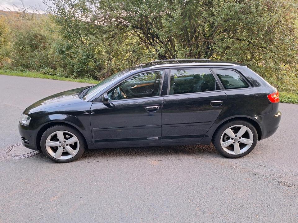 Audi A3 2012 — engine
