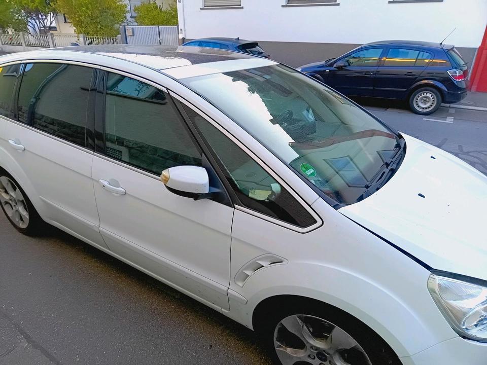 Ford S-Max 2013 — engine