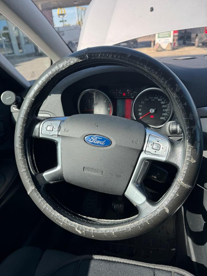 Ford S-Max 2007 — photo 13