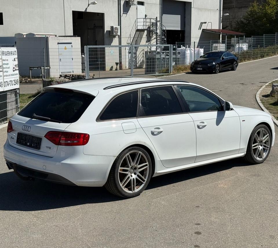 Audi A4 2011 — engine