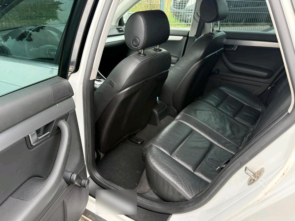 Audi A4 2006 — photo 6