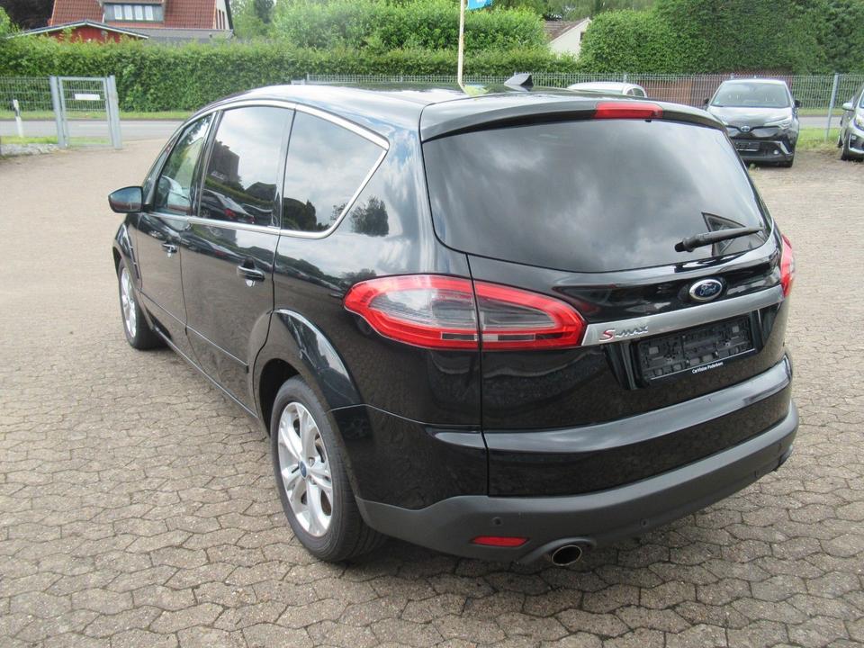Ford S-Max 2013 — photo 13