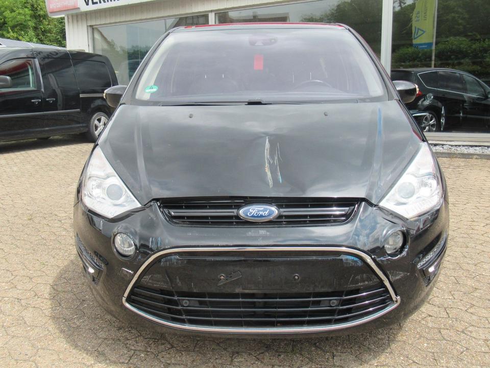 Ford S-Max 2013 — photo 25