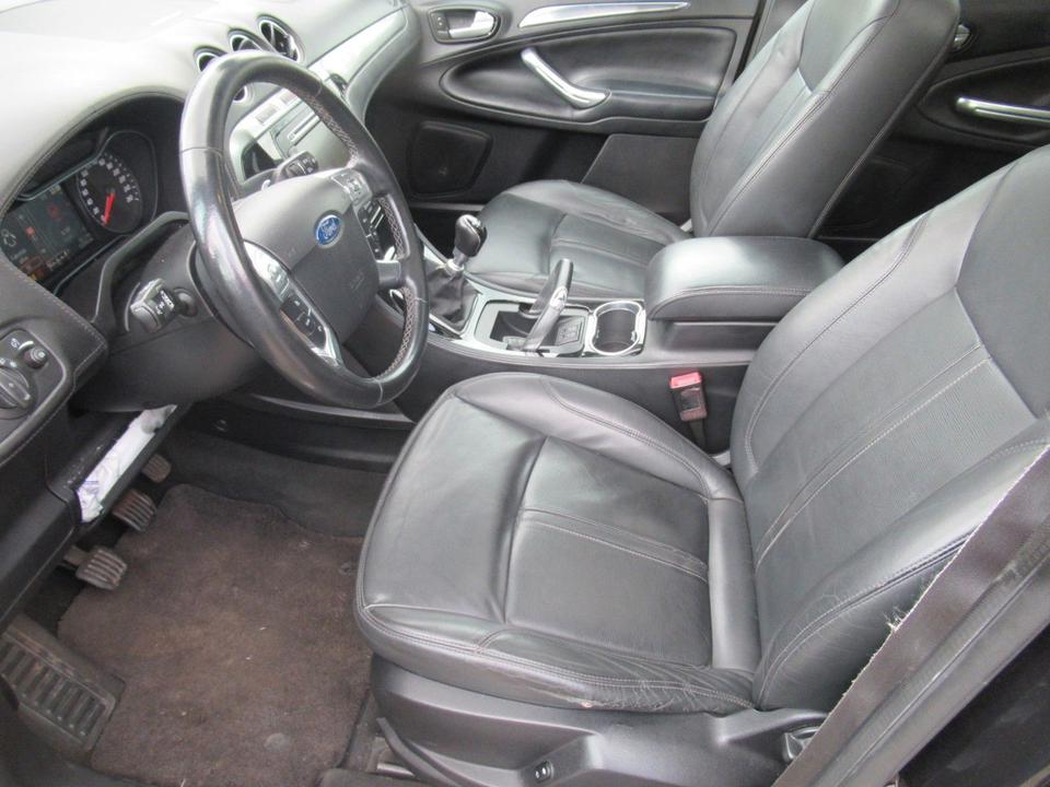 Ford S-Max 2013 — engine