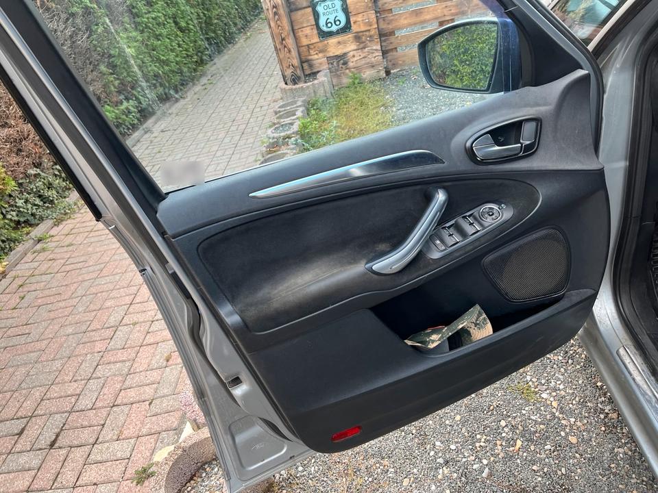 Ford S-Max 2007 — photo 14