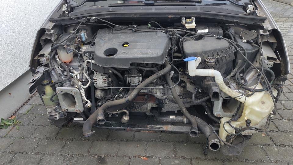Ford S-Max 2011 — photo 11